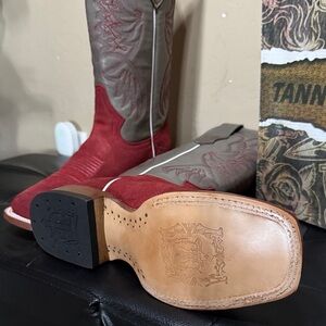 Elegant Red and Gray Western Boots